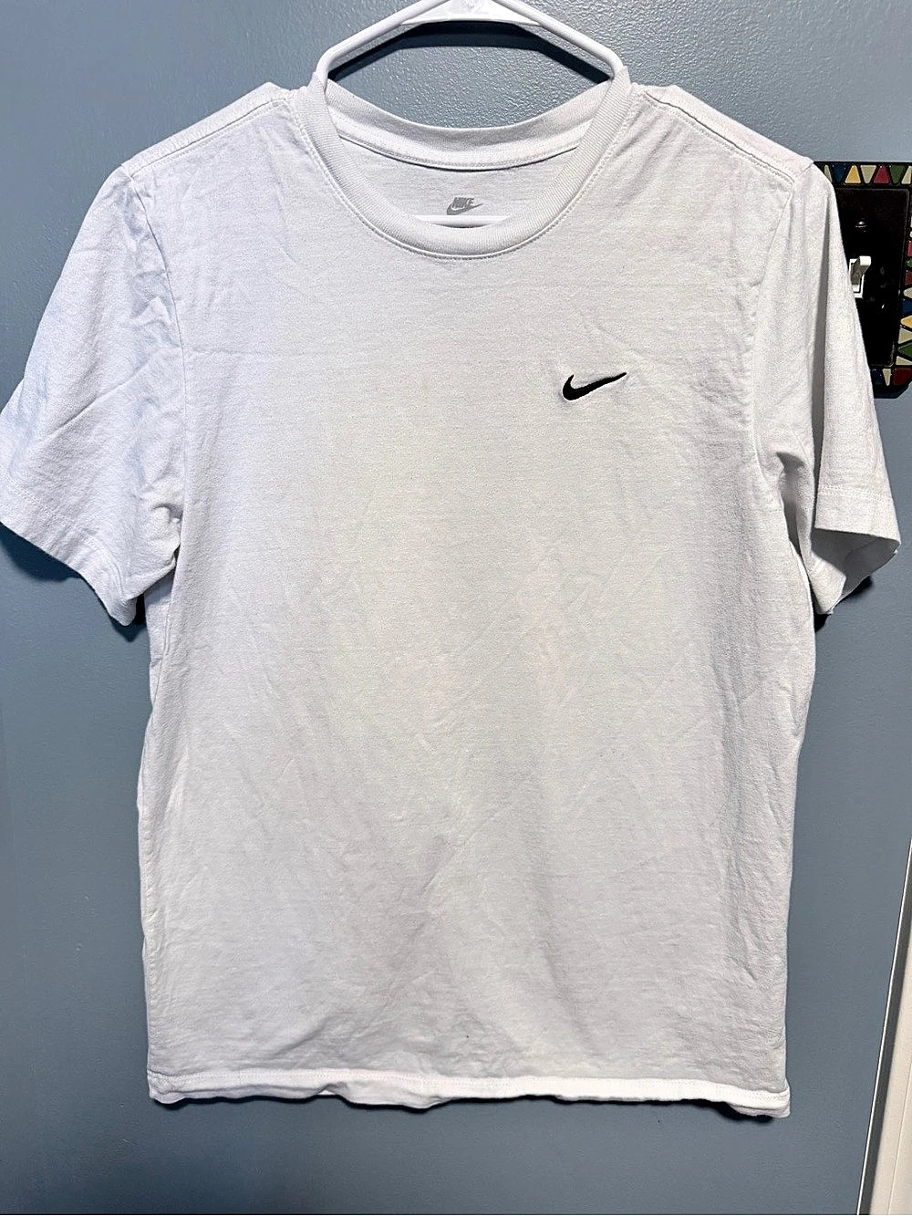 Nike The Nike Tee Embroidered Swoosh T-Shirt White Small